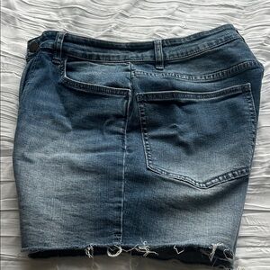 Fun frayed short shorts
